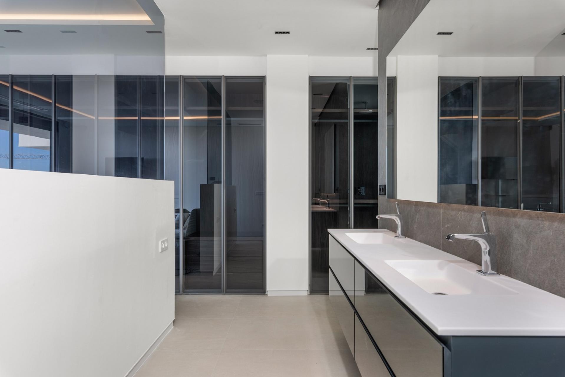 Finestrat, Nieuw gebouwde luxe villa met zeezicht
