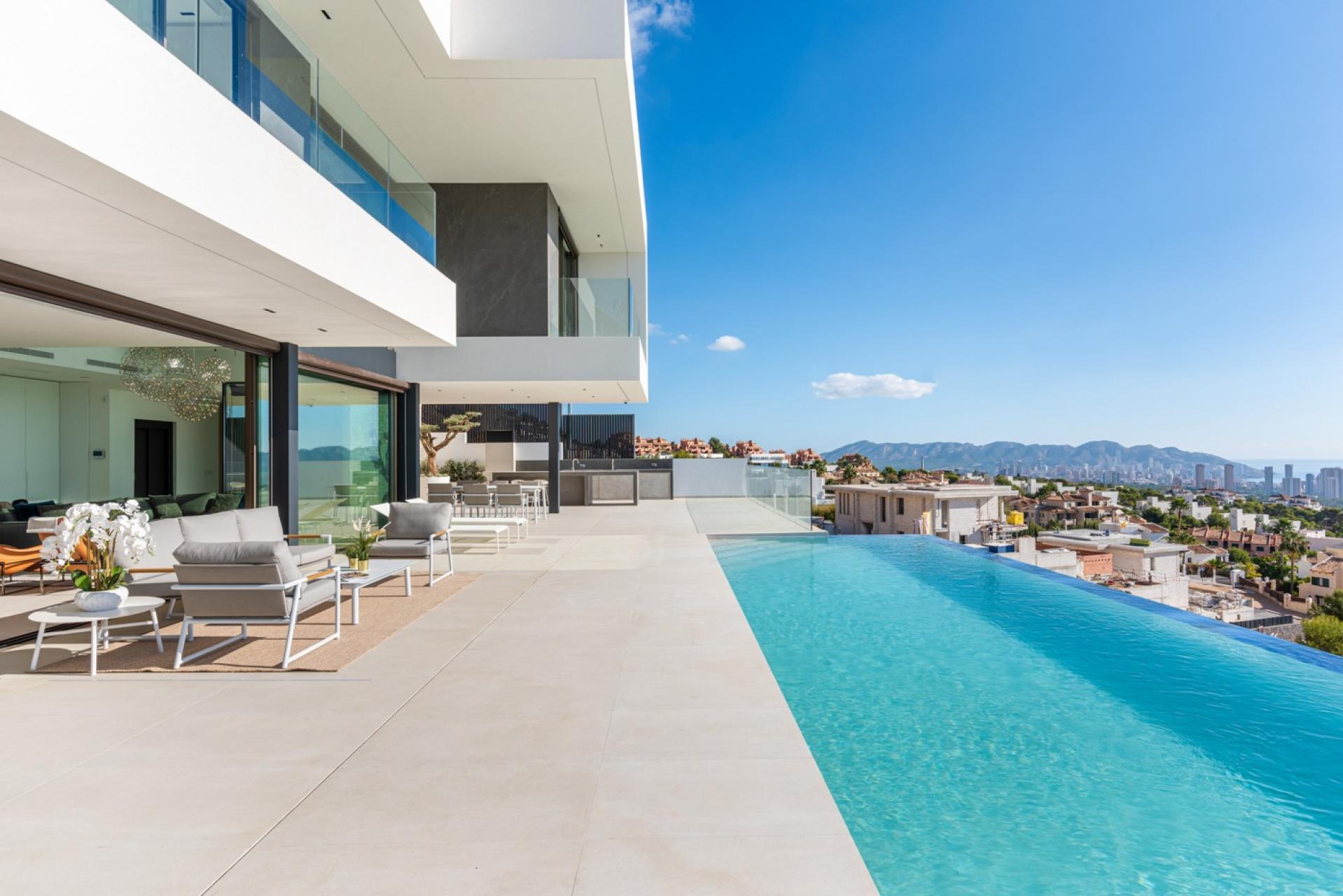 Finestrat, Nieuw gebouwde luxe villa met zeezicht