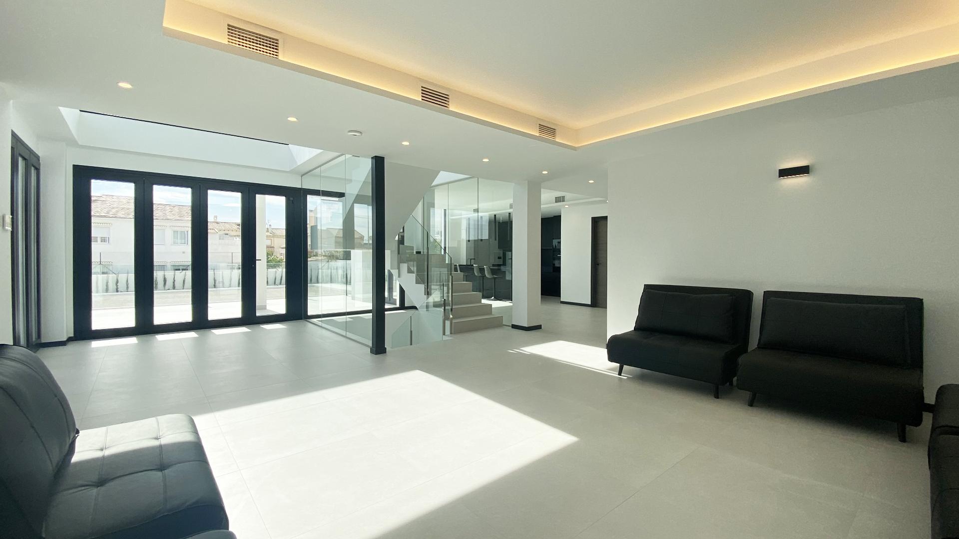 Torrevieja, Newly built Luxury Villa with sea views
