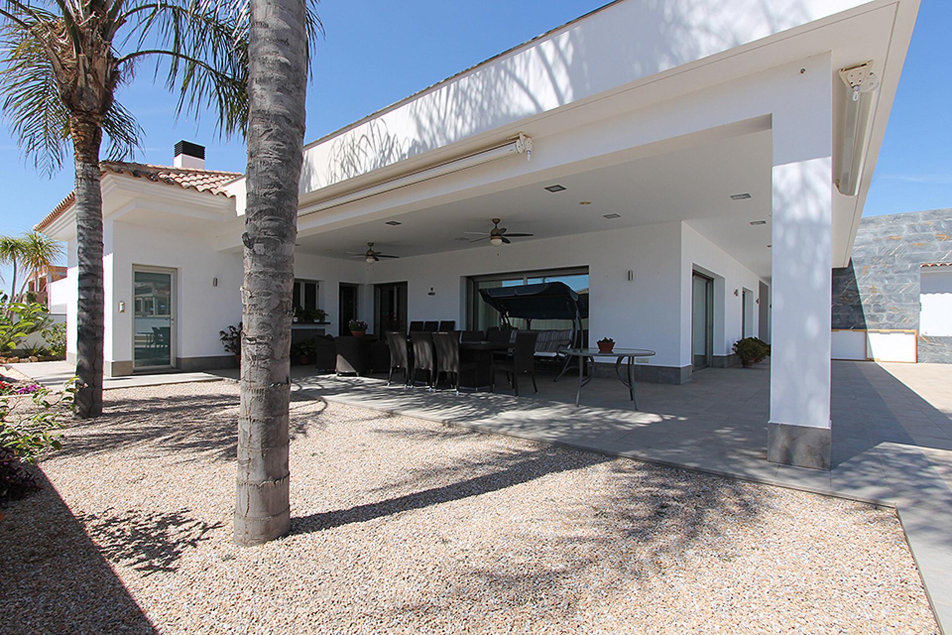 San Pedro del Pinatar, Stor luksus villa med 6 soverom, garasje og privat basseng 
