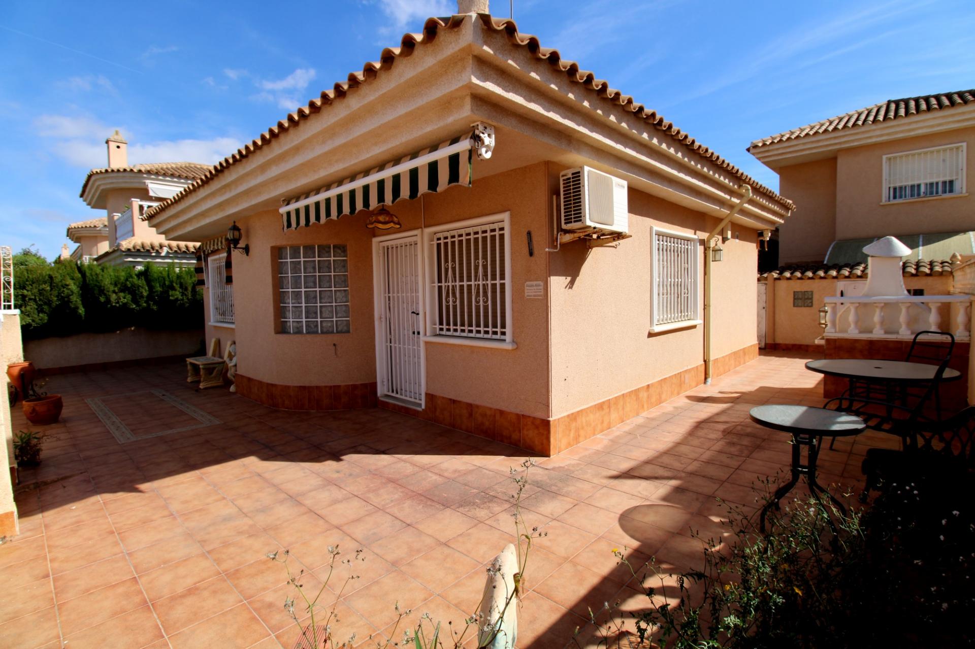 Detached Villa in Torrevieja Resale Costa Blanca South